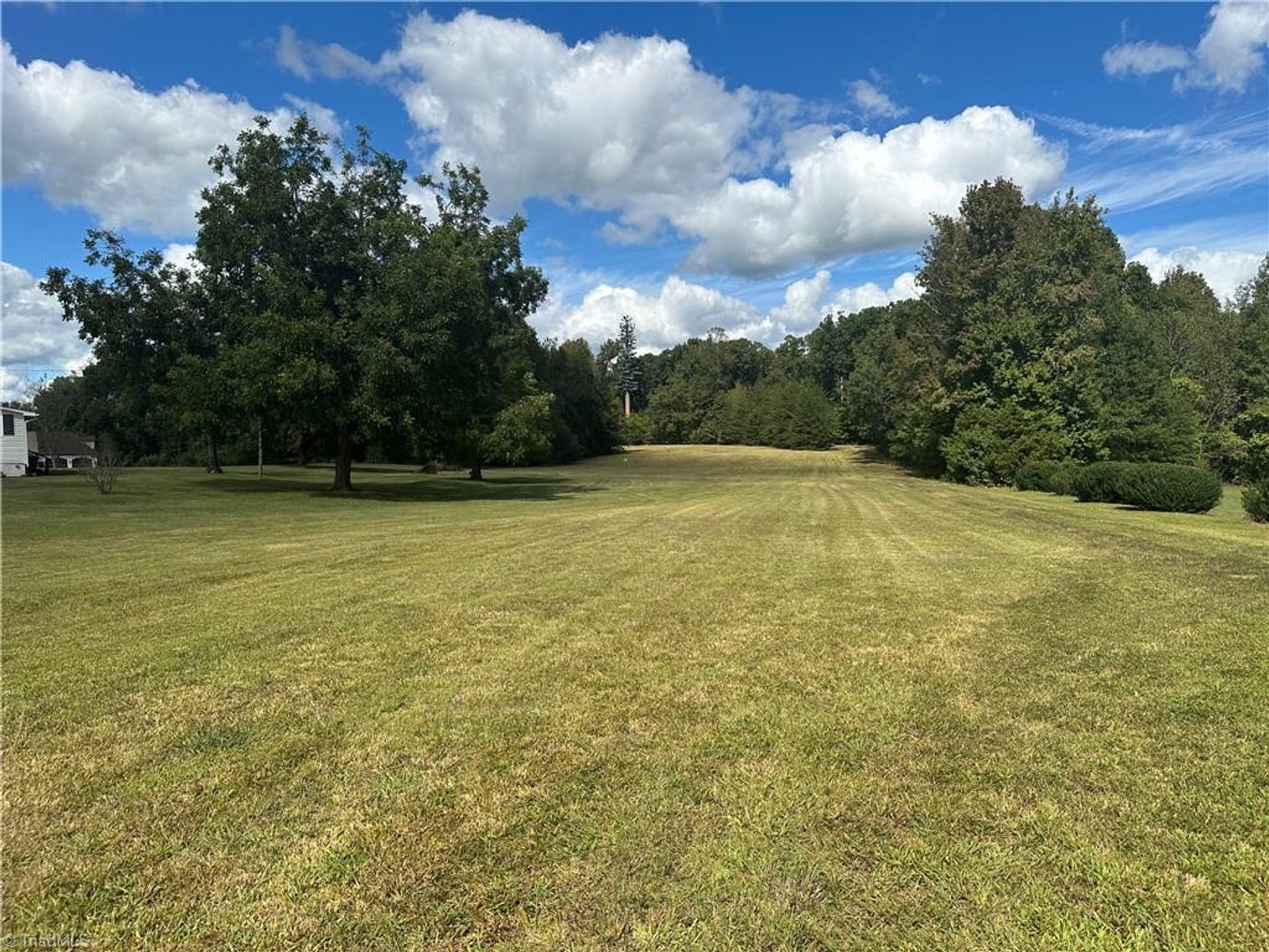 Image for Home For Sale in Oakridge - 8410 Linville Road