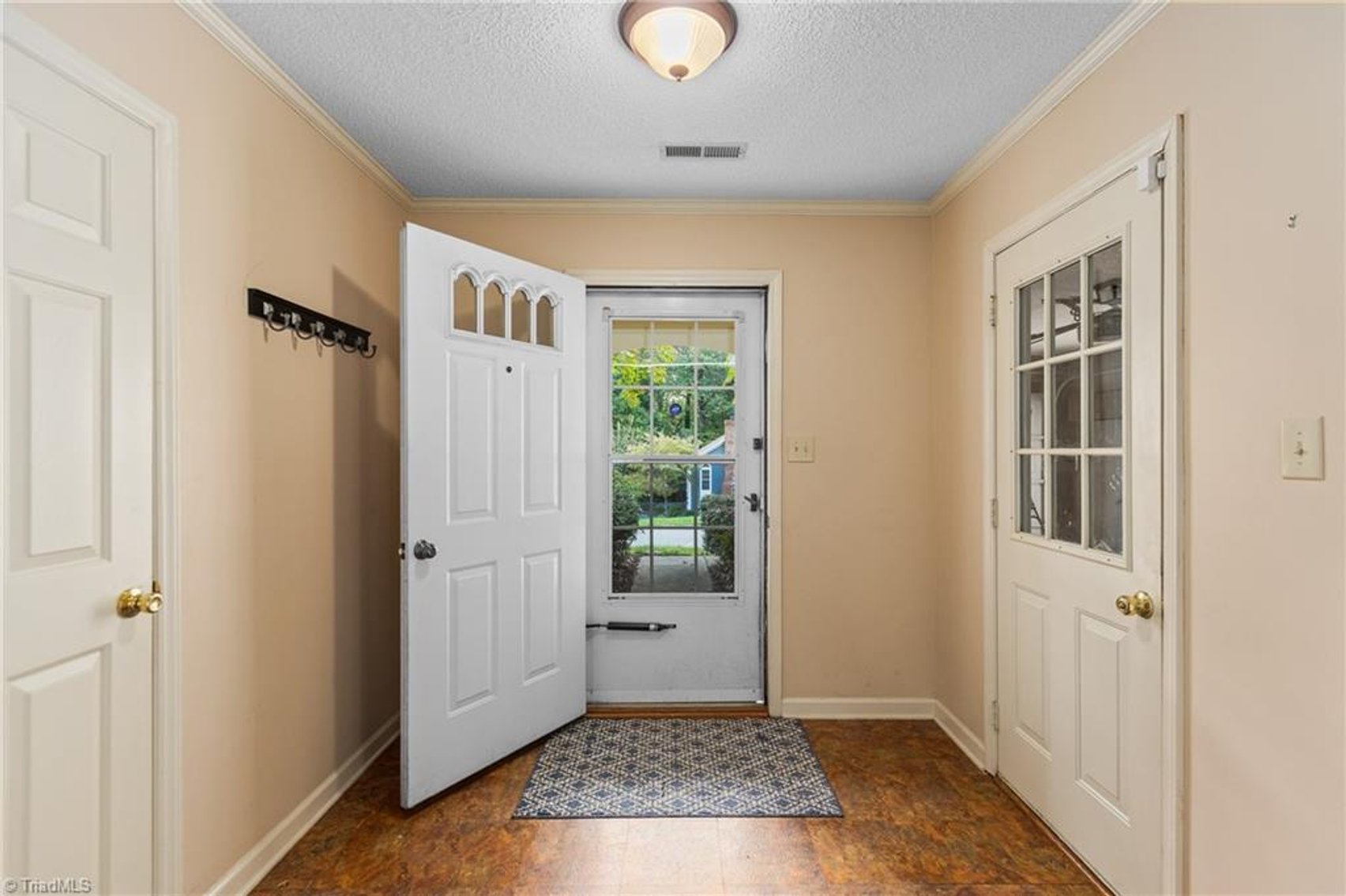 Image for Home For Sale in Winston Salem - 1056 Gales Avenue