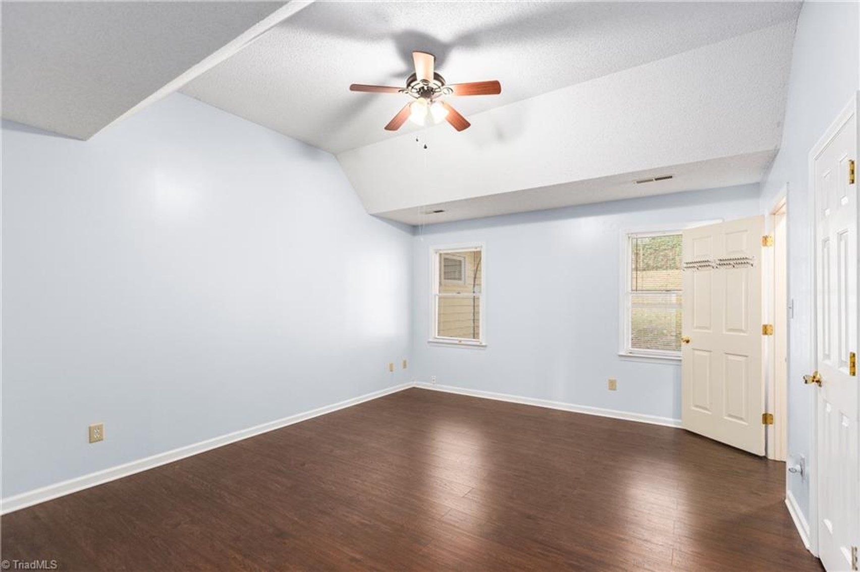 Image for Home For Sale in Winston Salem - 1056 Gales Avenue