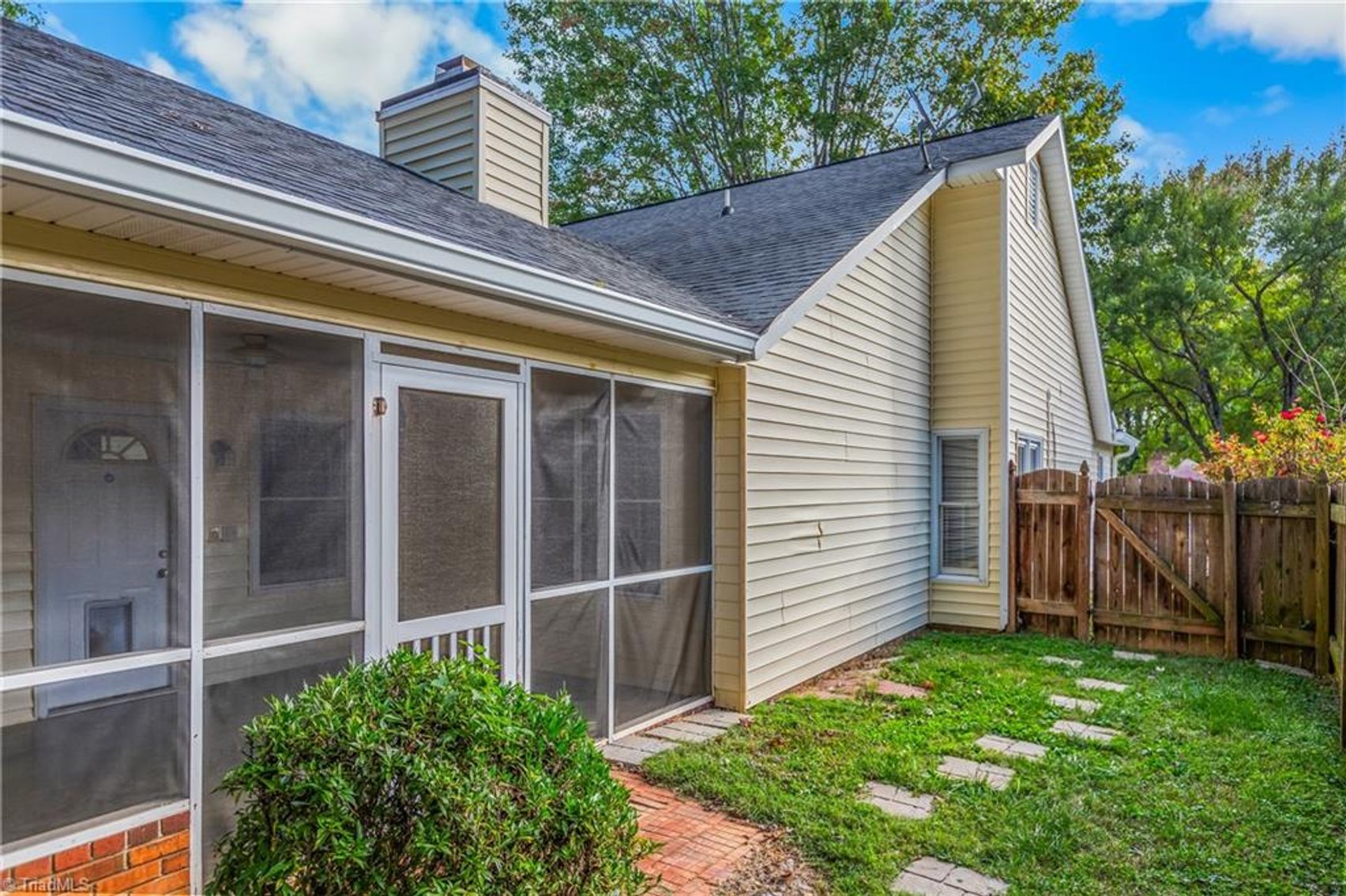 Image for Home For Sale in Winston Salem - 1056 Gales Avenue