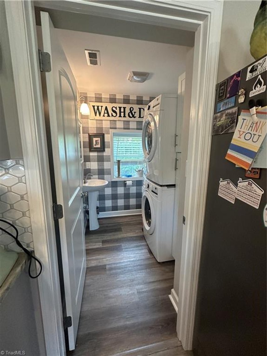 Image for Home For Sale in Dobson - 4797 Rockford Road