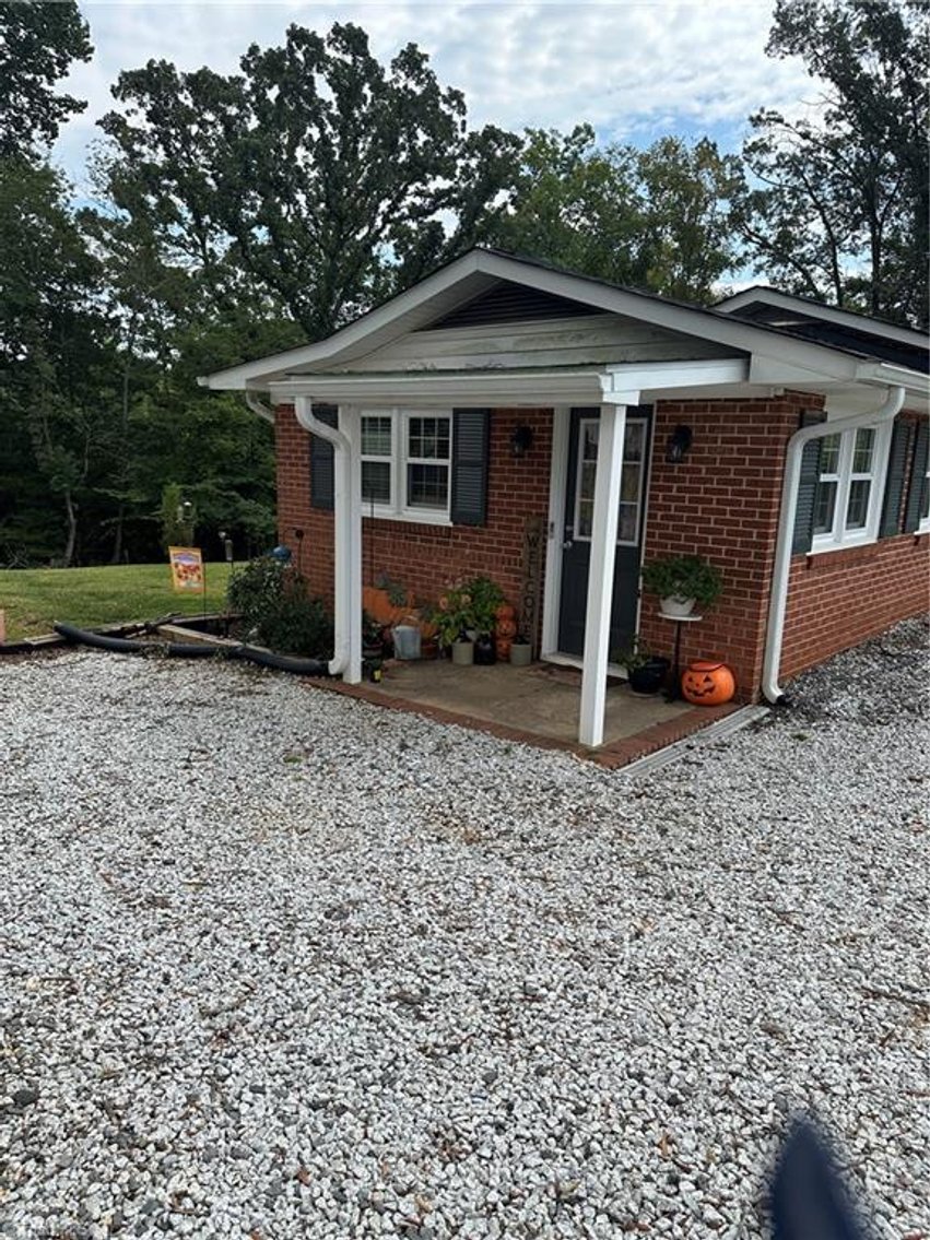 Image for Home For Sale in Dobson - 4797 Rockford Road