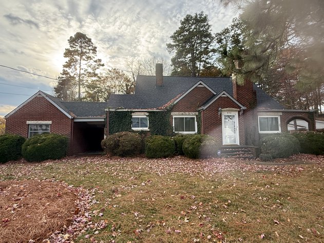 Home For Sale in Dobson, NC - 602 South Main Street