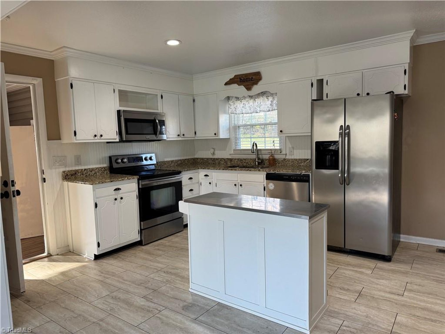 Image for Home For Sale in Mount Airy - 158 Betty Avenue