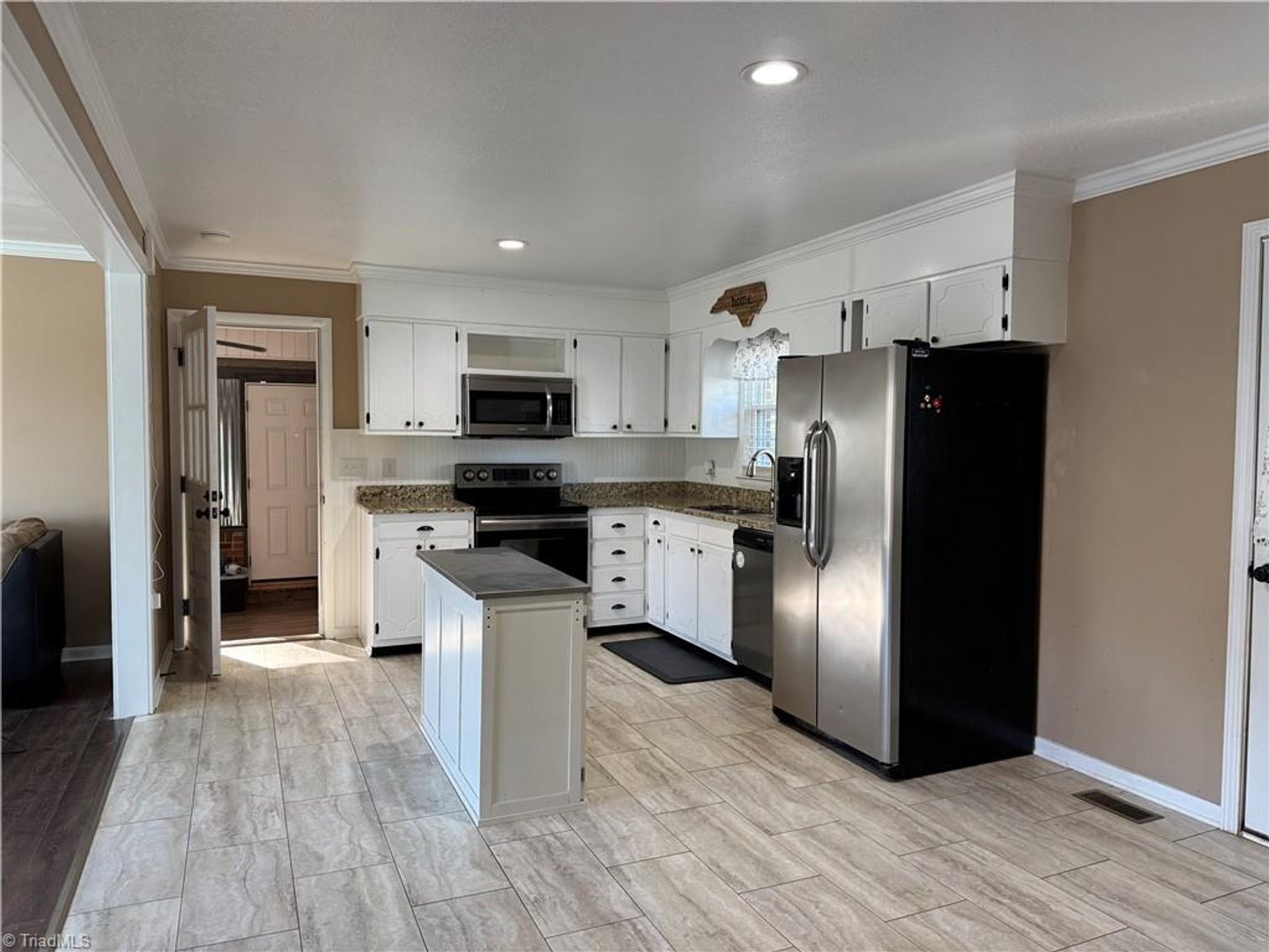 Image for Home For Sale in Mount Airy - 158 Betty Avenue