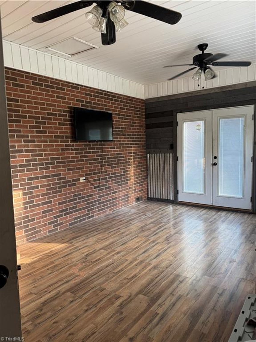 Image for Home For Sale in Mount Airy - 158 Betty Avenue