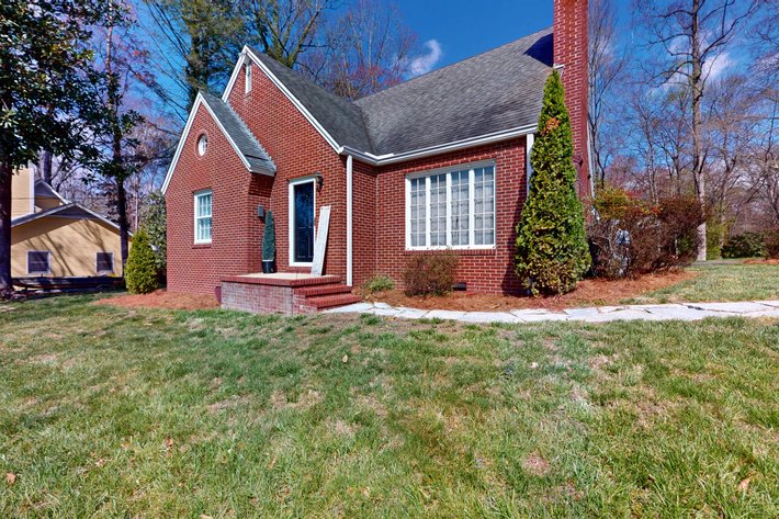 Home For Sale in Mount Airy - 224 Country Club Road