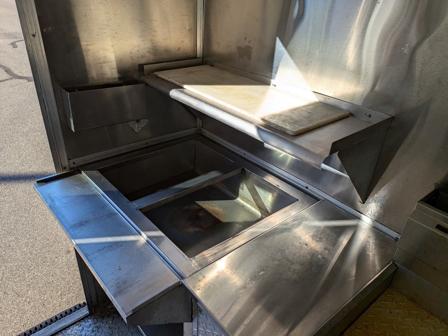 Image for 2003 Utilimaster Food Truck