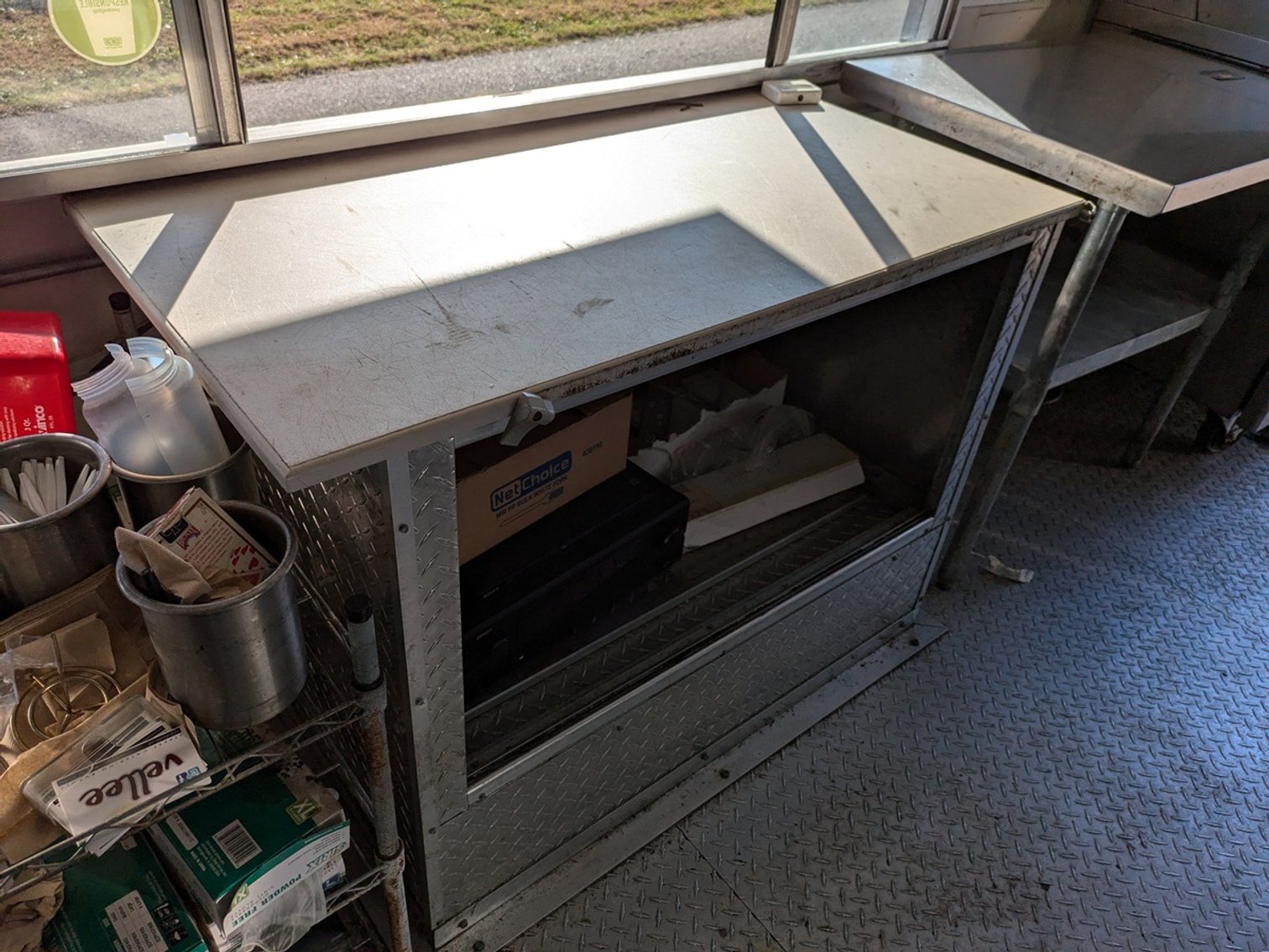 Image for 2003 Utilimaster Food Truck