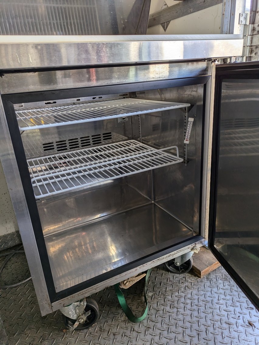 Image for 2003 Utilimaster Food Truck