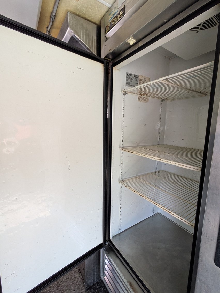 Image for 2004 Freightliner Food Truck