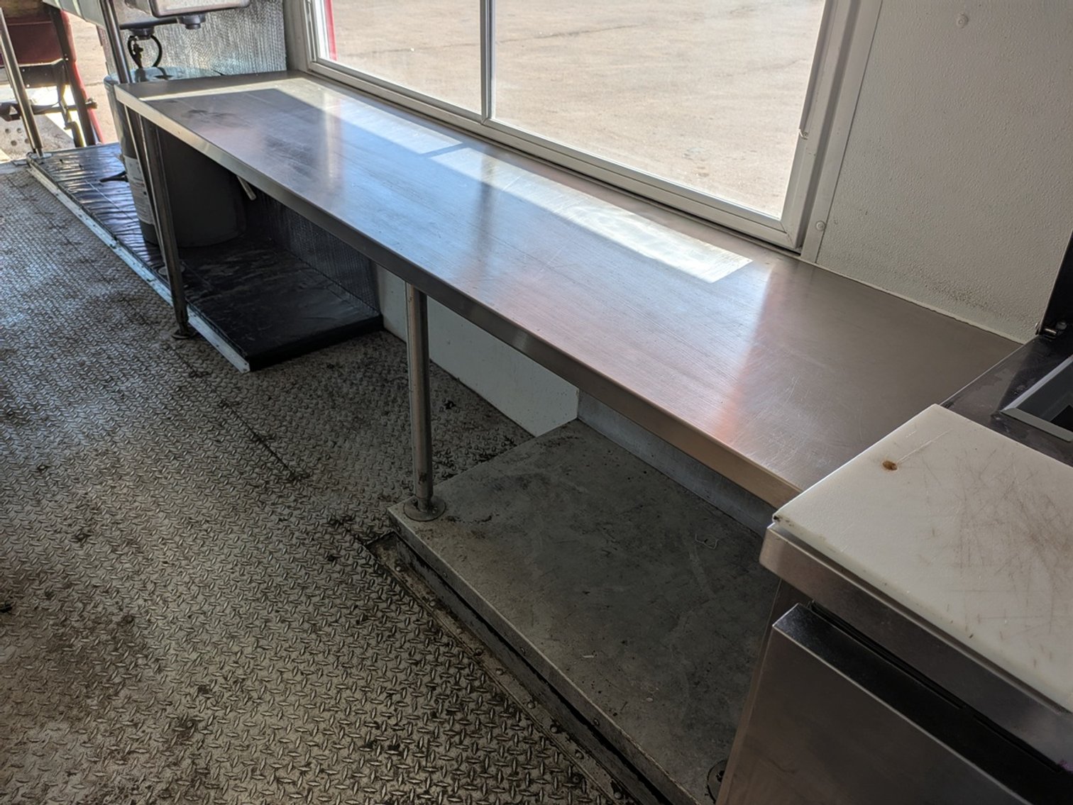 Image for 2004 Freightliner Food Truck