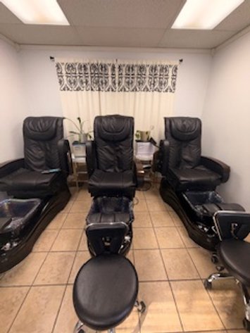 Image for Salon and Tanning Liquidation