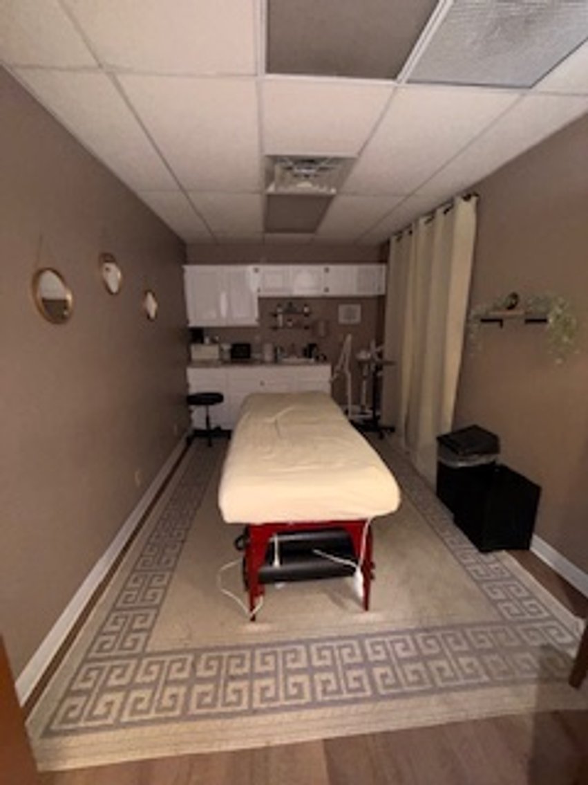 Image for Salon and Tanning Liquidation