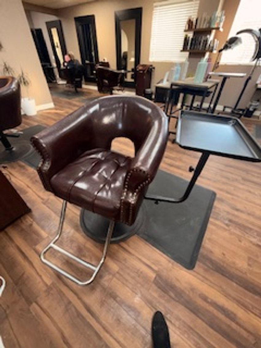 Image for Salon and Tanning Liquidation