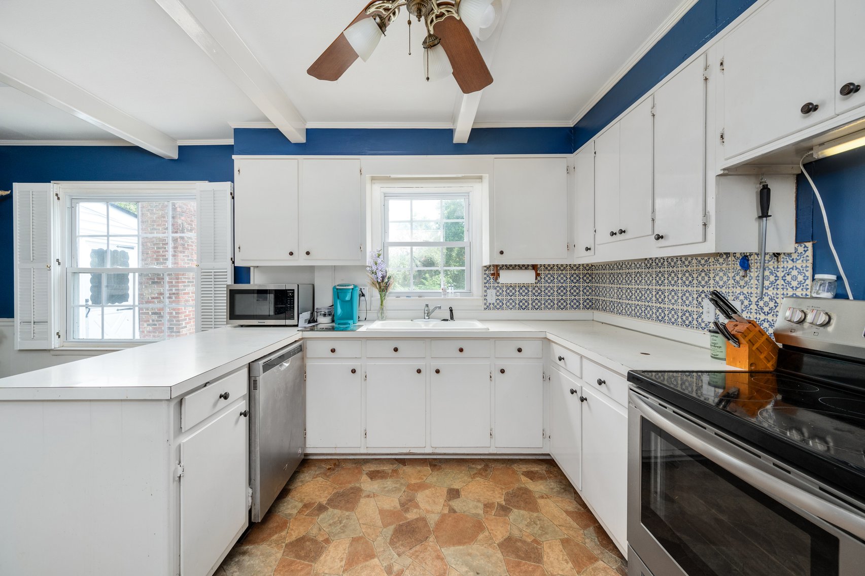 Image for 328 Knox Ridge, Woodbury