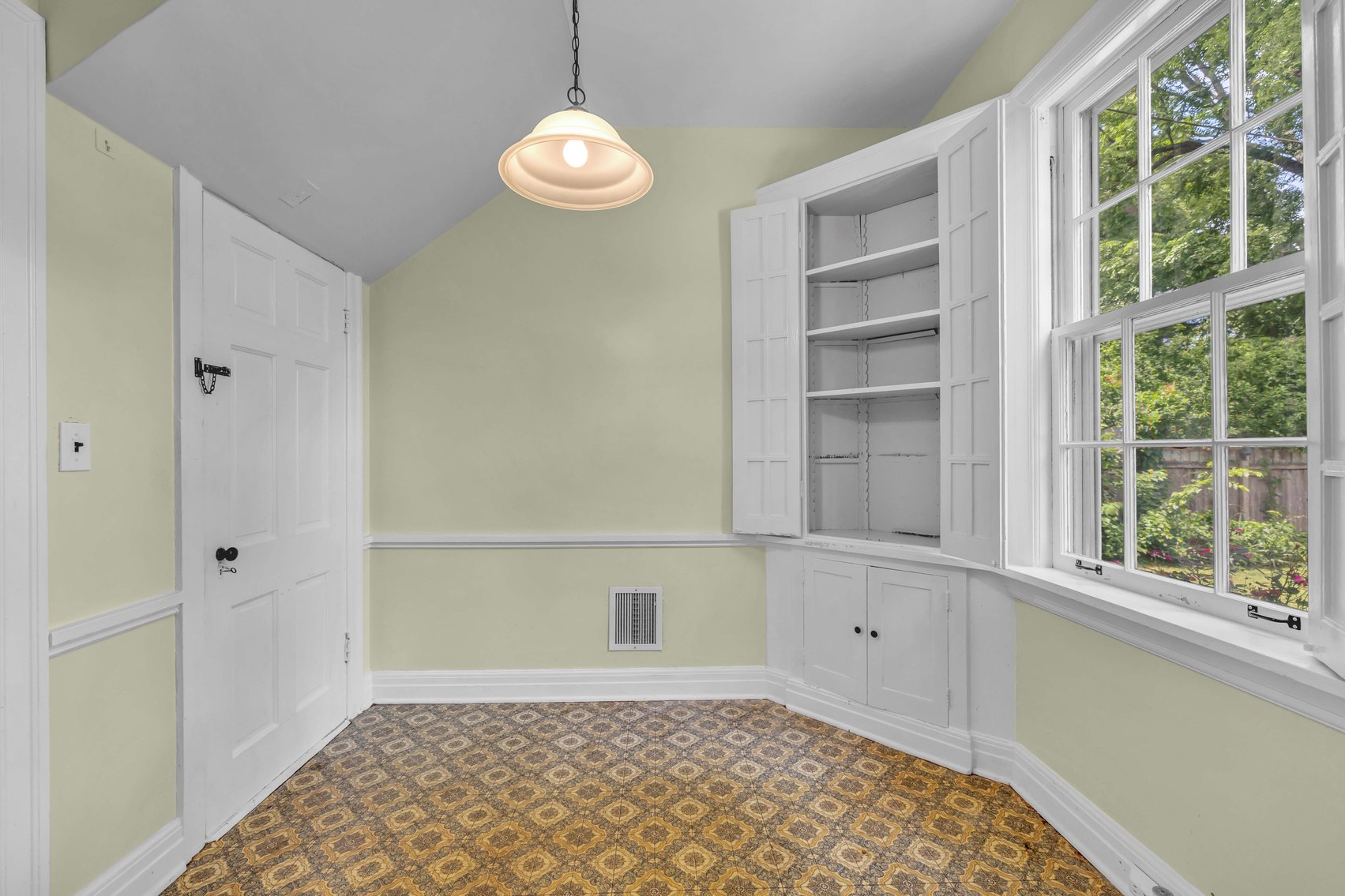 Image for 212 Mockingbird Road, Nashville