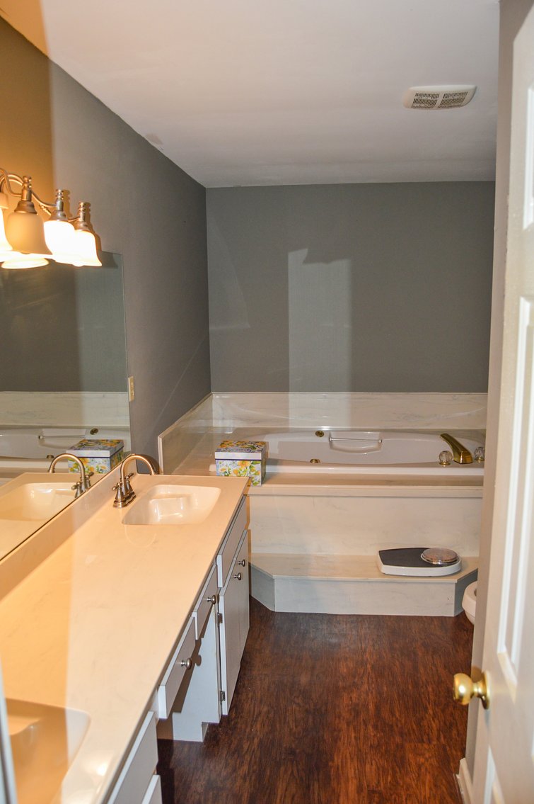 Image for 1704 S. Cannon Boulevard, Shelbyville