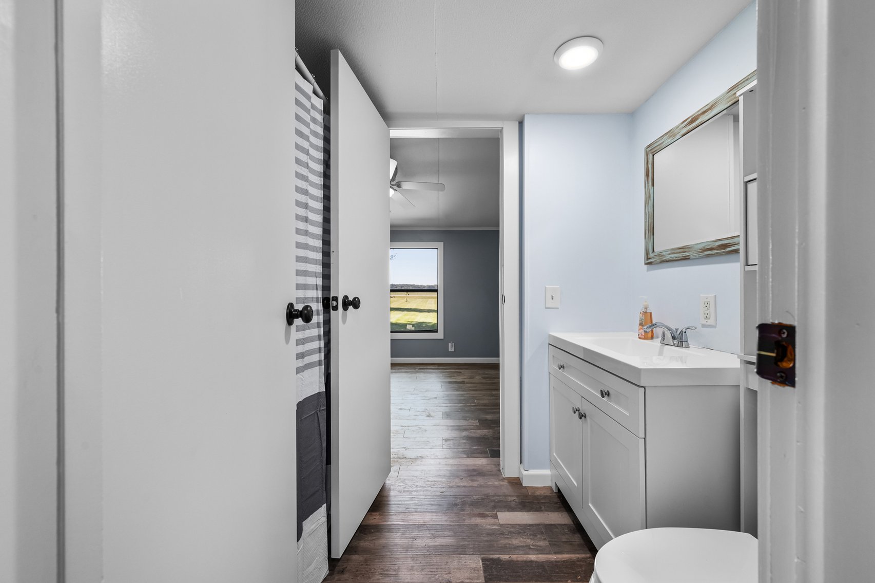 Image for 1201 MG England Road, Manchester