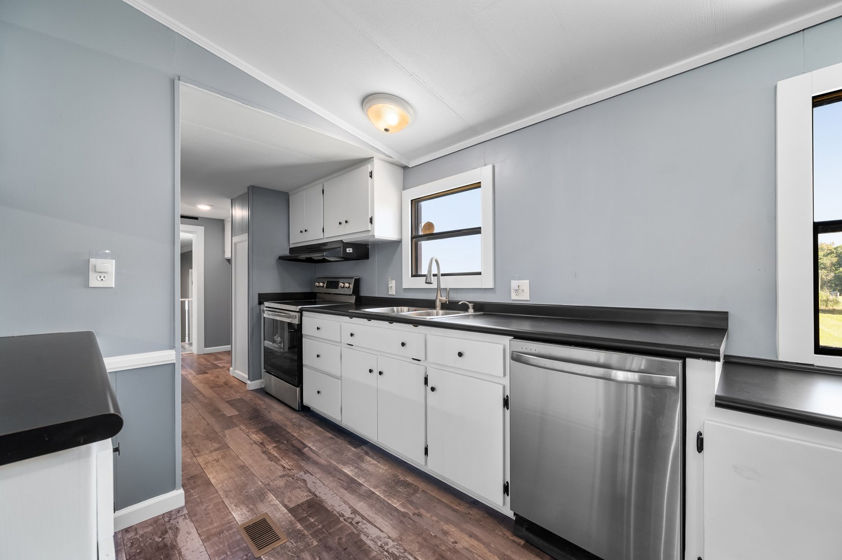 Image for 1201 MG England Road, Manchester