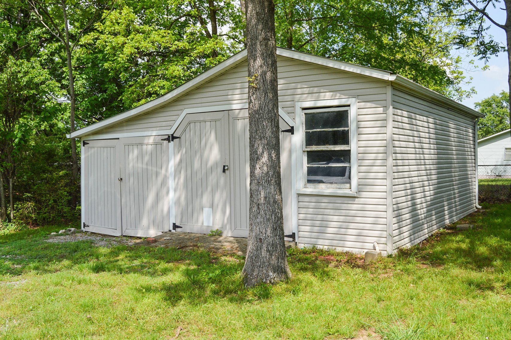 Image for 203 Forest Avenue, Shelbyville