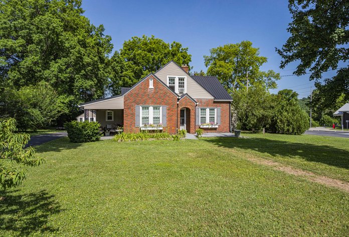 Image for 300 College Street, Woodbury