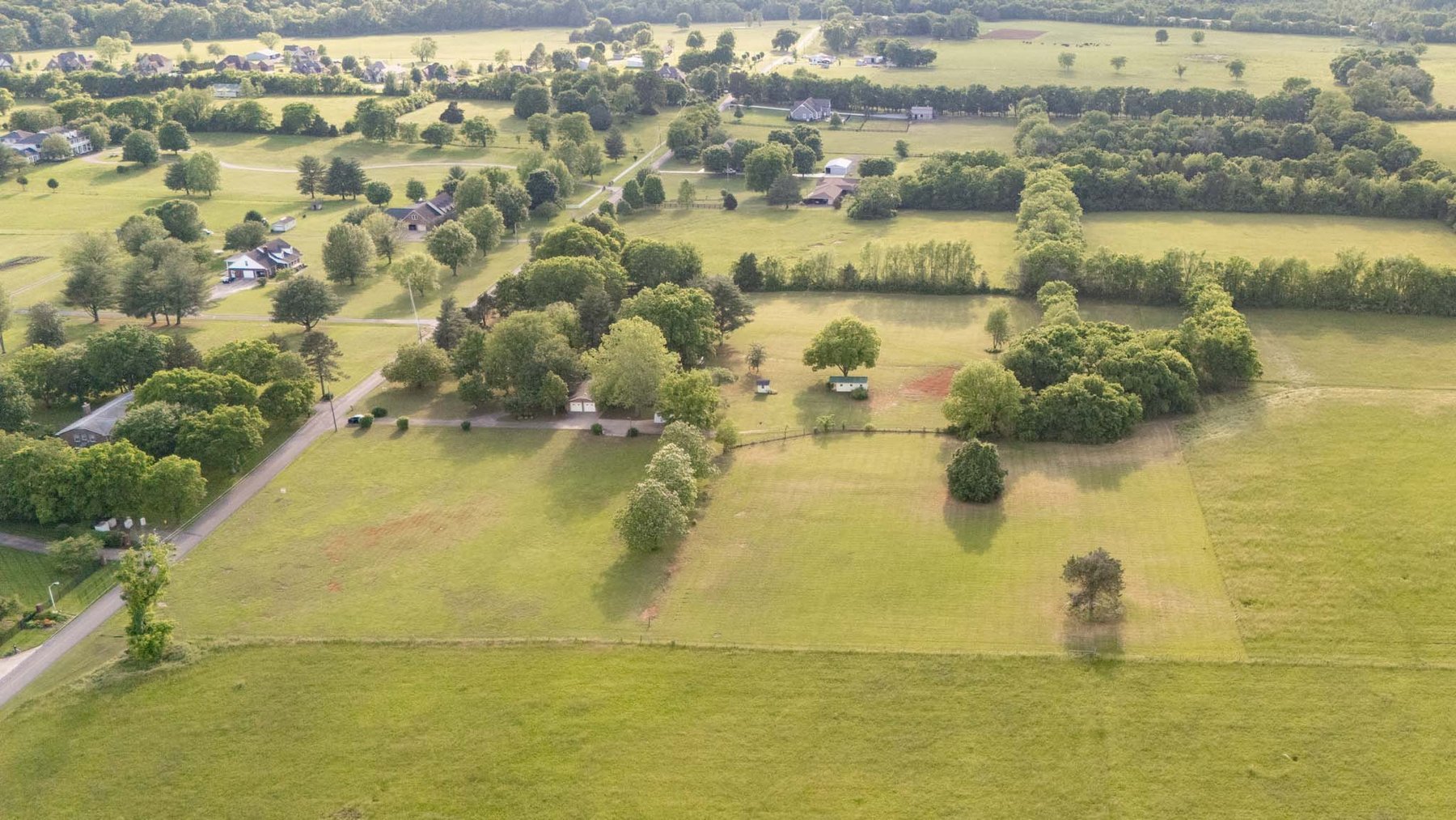 Image for 2402 River Road, Murfreesboro