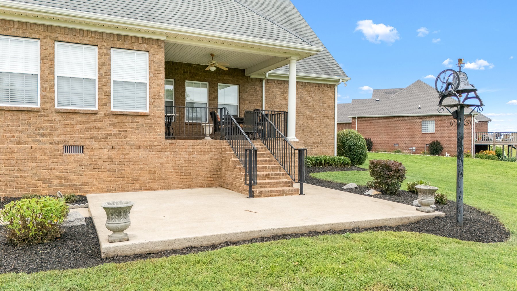 Image for 120 North Point Circle N, Shelbyville