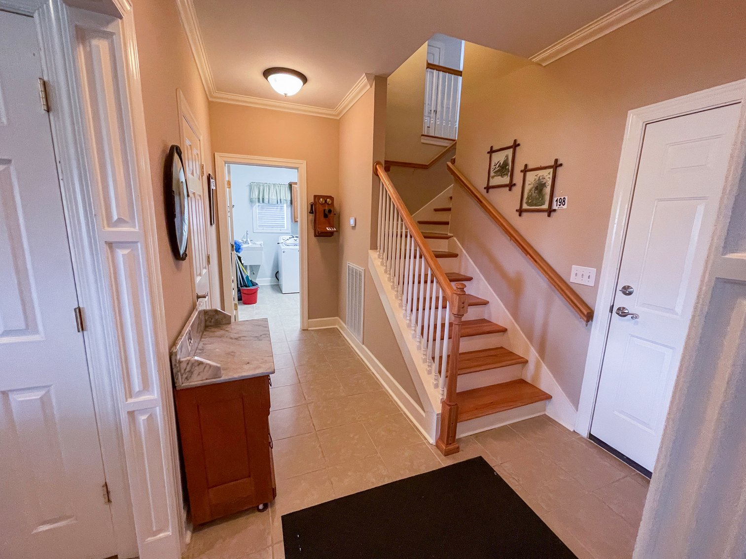 Image for 120 North Point Circle N, Shelbyville