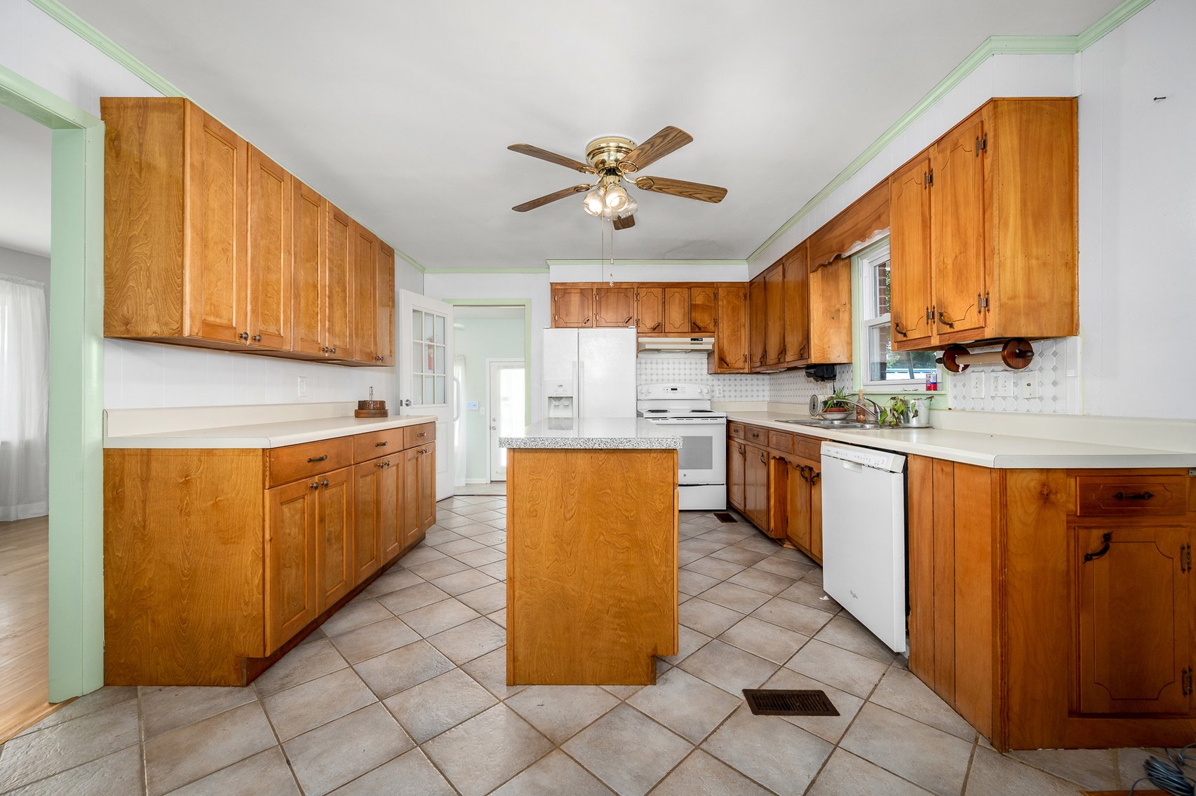 Image for 7216 Jim Cummings Highway, Bradyville