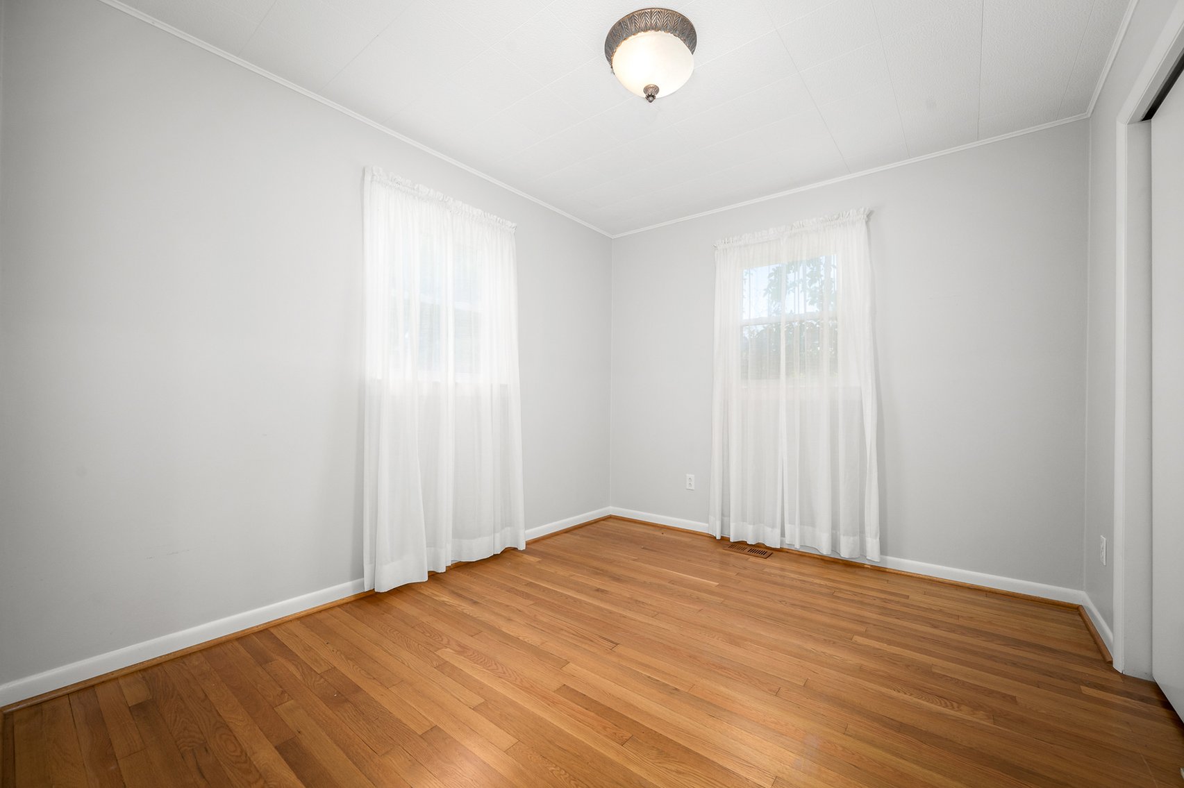 Image for 7216 Jim Cummings Highway, Bradyville