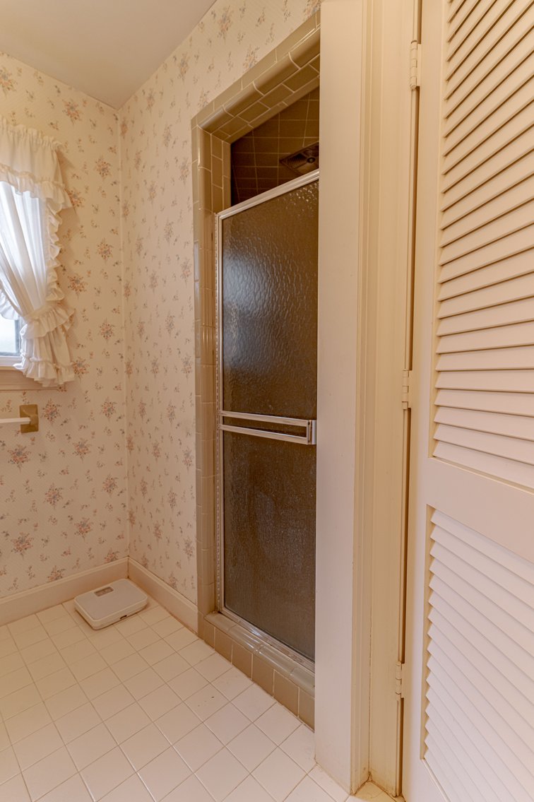 Image for Absolute Estate Auction in The City of Hurstbourne - Real Estate