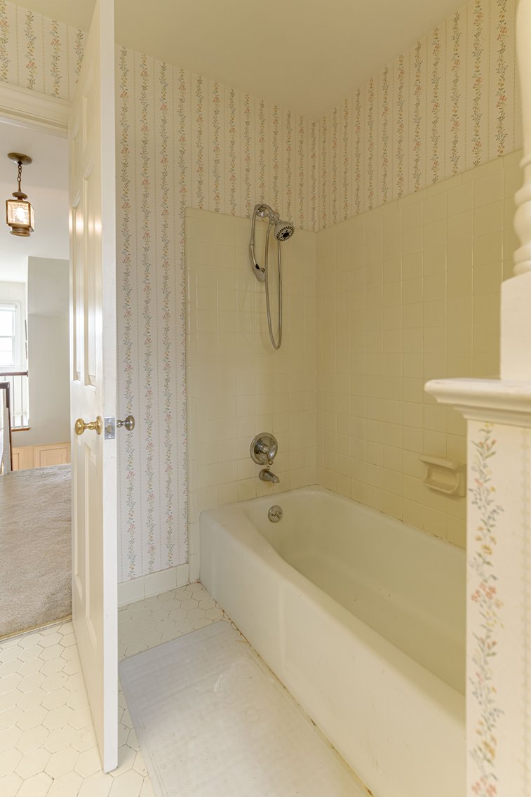 Image for Absolute Estate Auction in The City of Hurstbourne - Real Estate