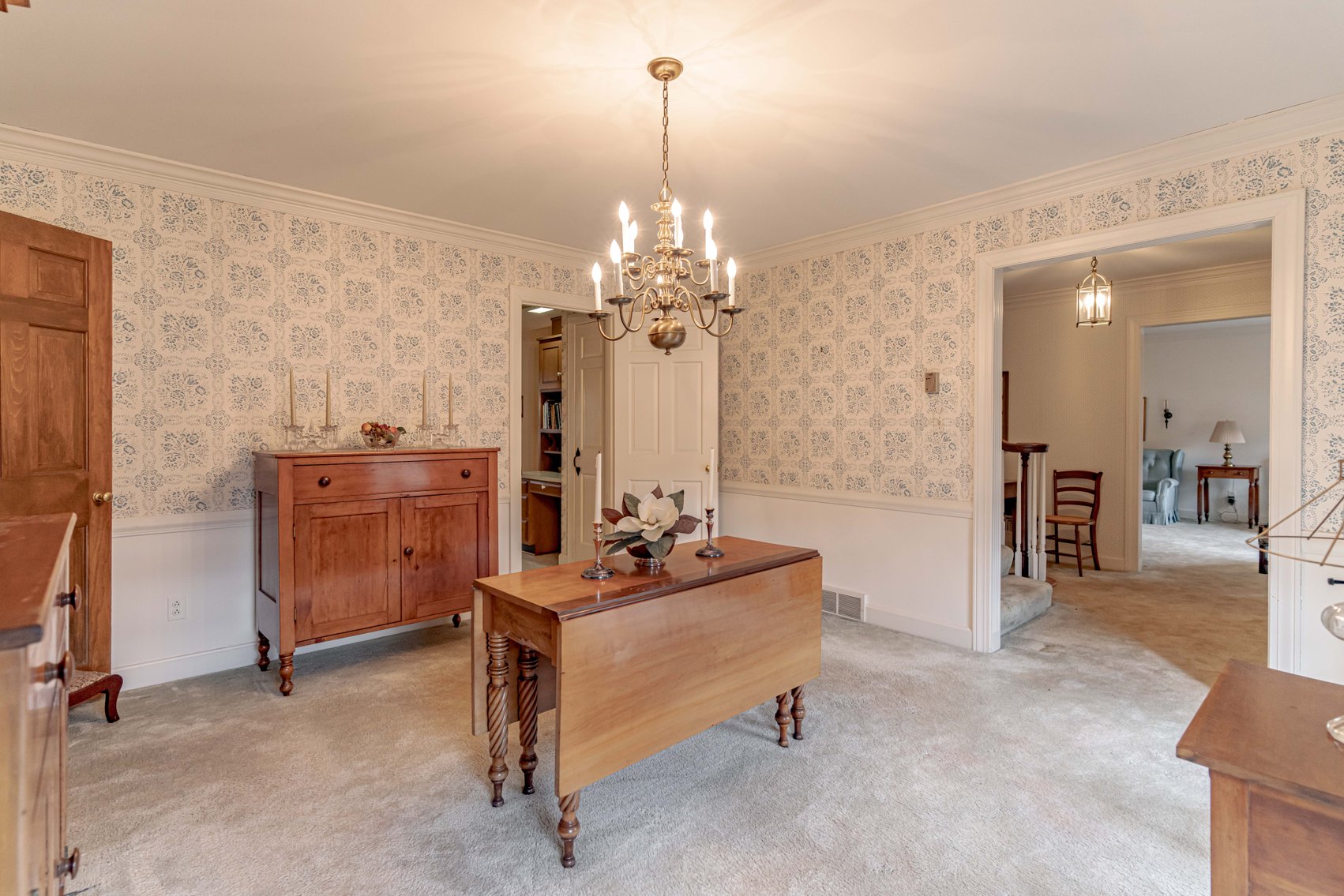 Image for Absolute Estate Auction in The City of Hurstbourne - Real Estate