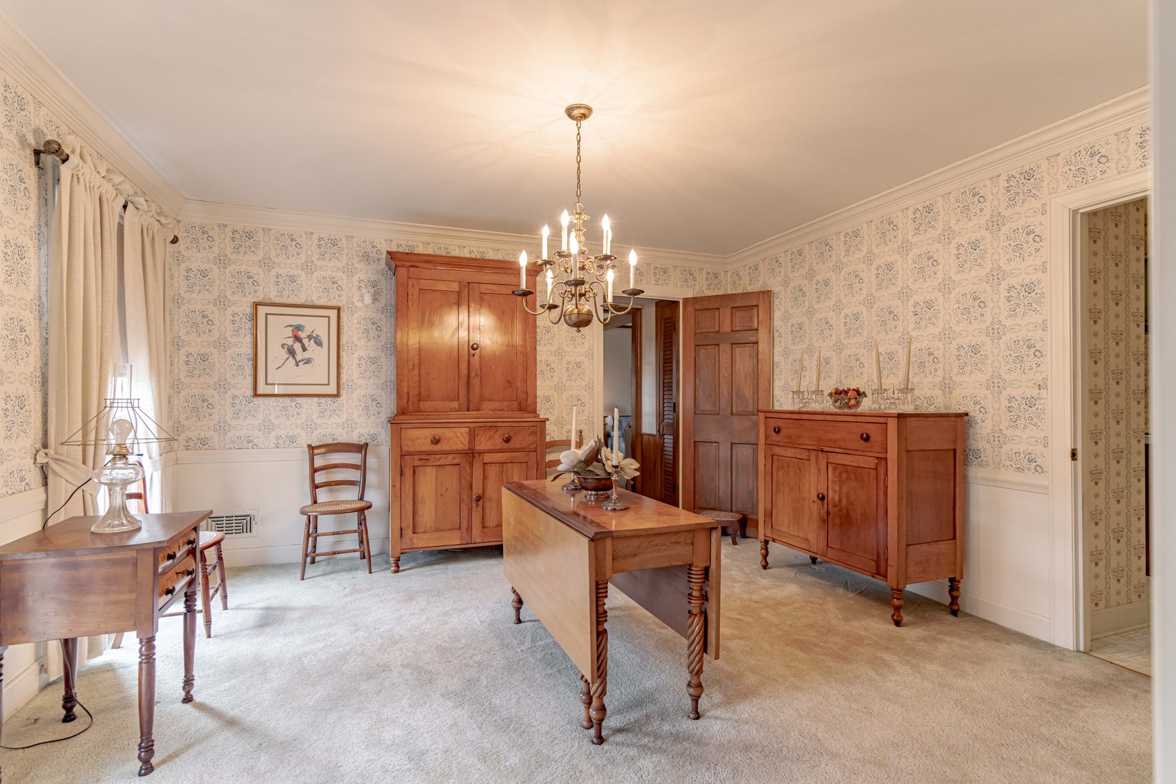 Image for Absolute Estate Auction in The City of Hurstbourne - Real Estate