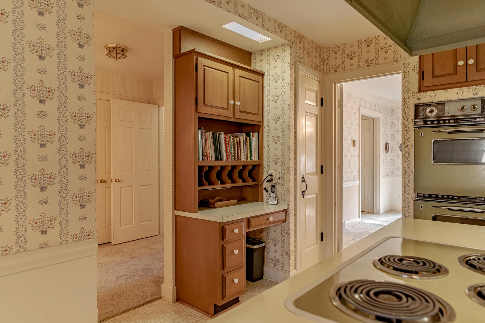 Image for Absolute Estate Auction in The City of Hurstbourne - Real Estate