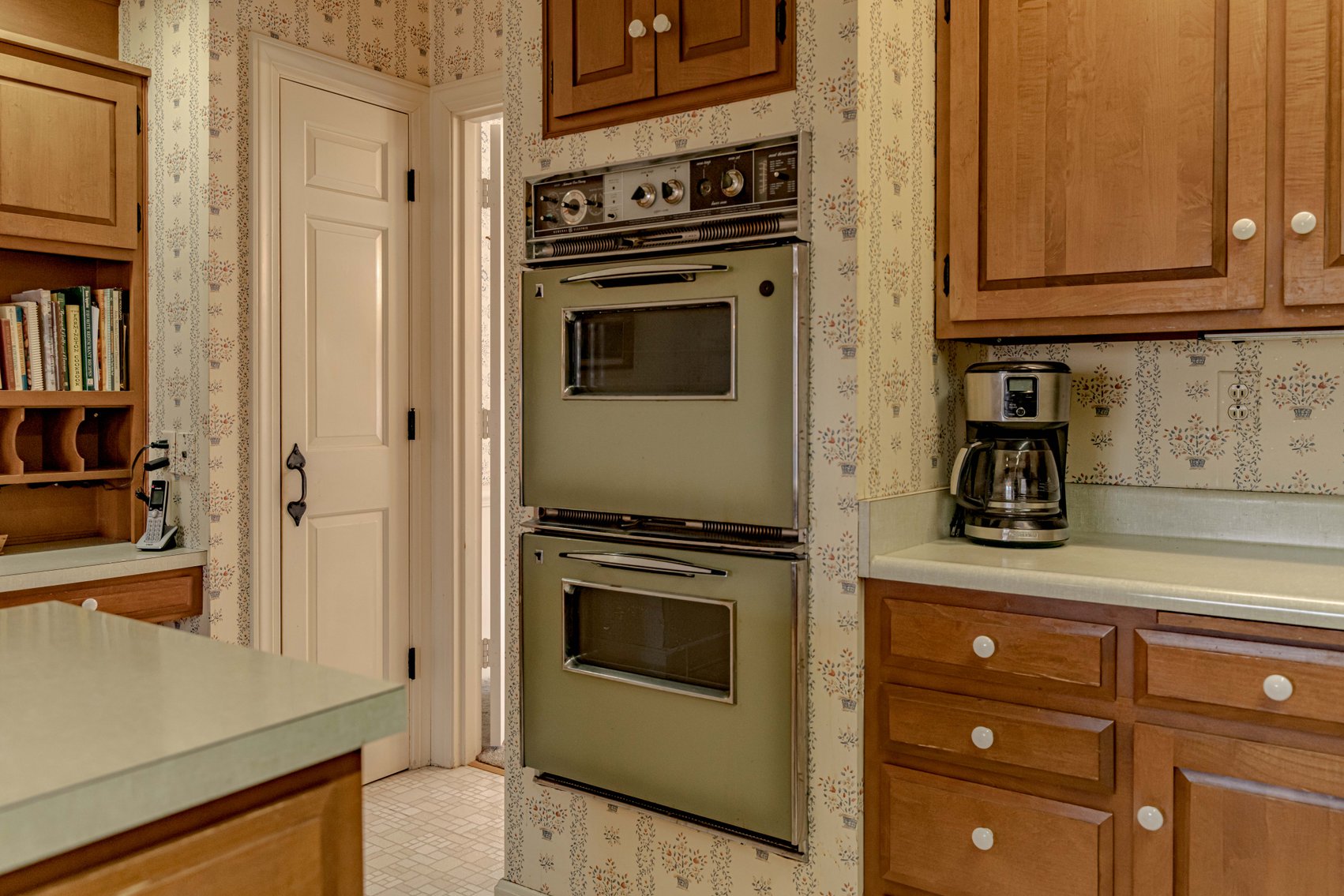 Image for Absolute Estate Auction in The City of Hurstbourne - Real Estate