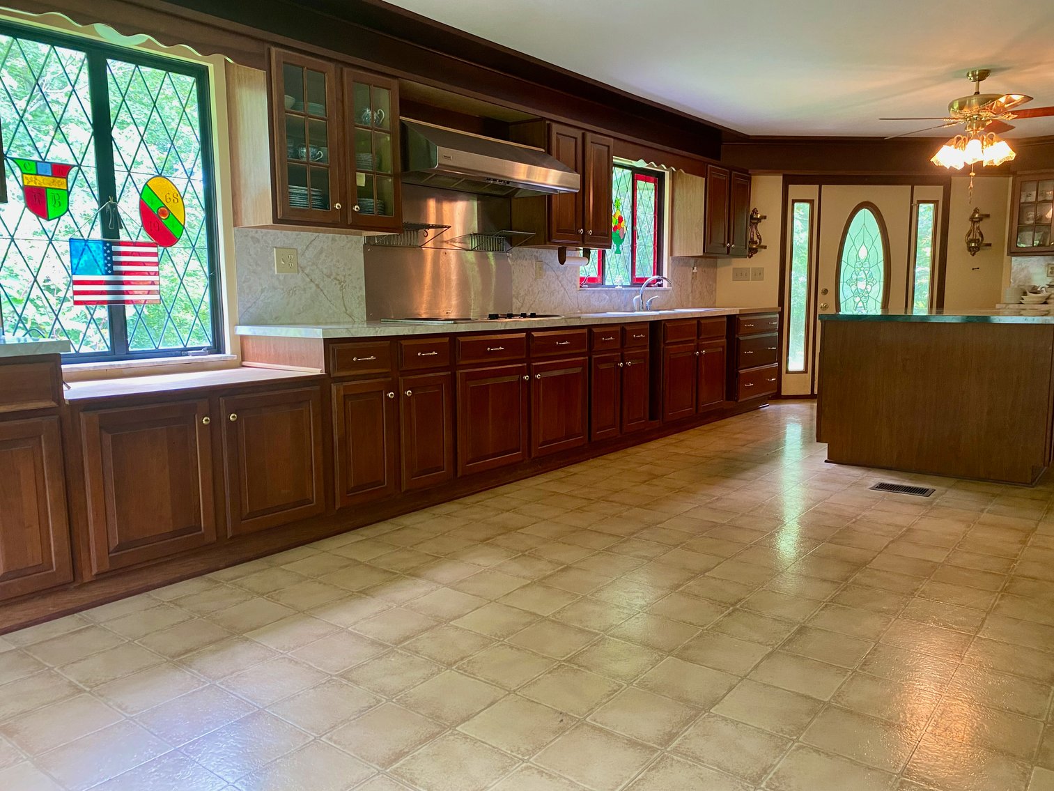 Image for Absolute Real Estate Auction in Crestwood