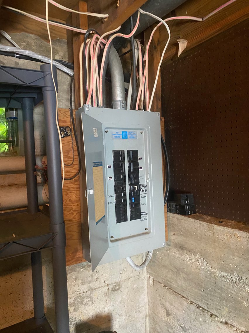 Image for Absolute Real Estate Auction in Crestwood