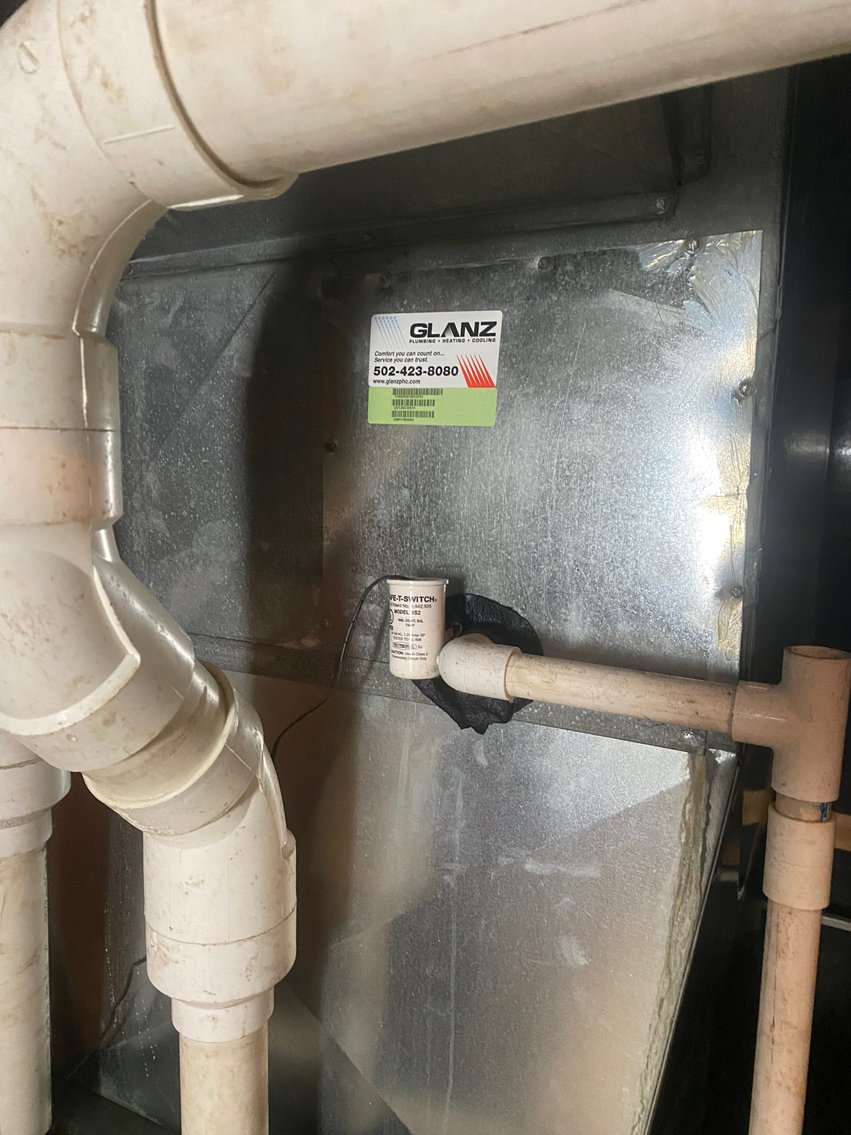 Image for Absolute Real Estate Auction in Crestwood