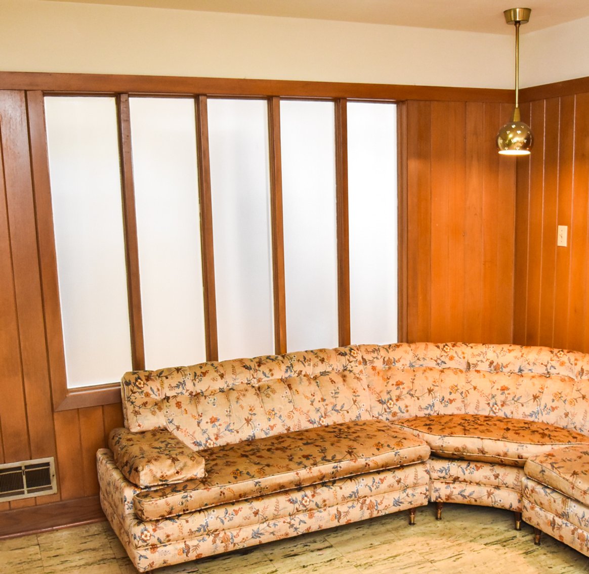 Image for Absolute Real Estate Auction in the Seneca Park area