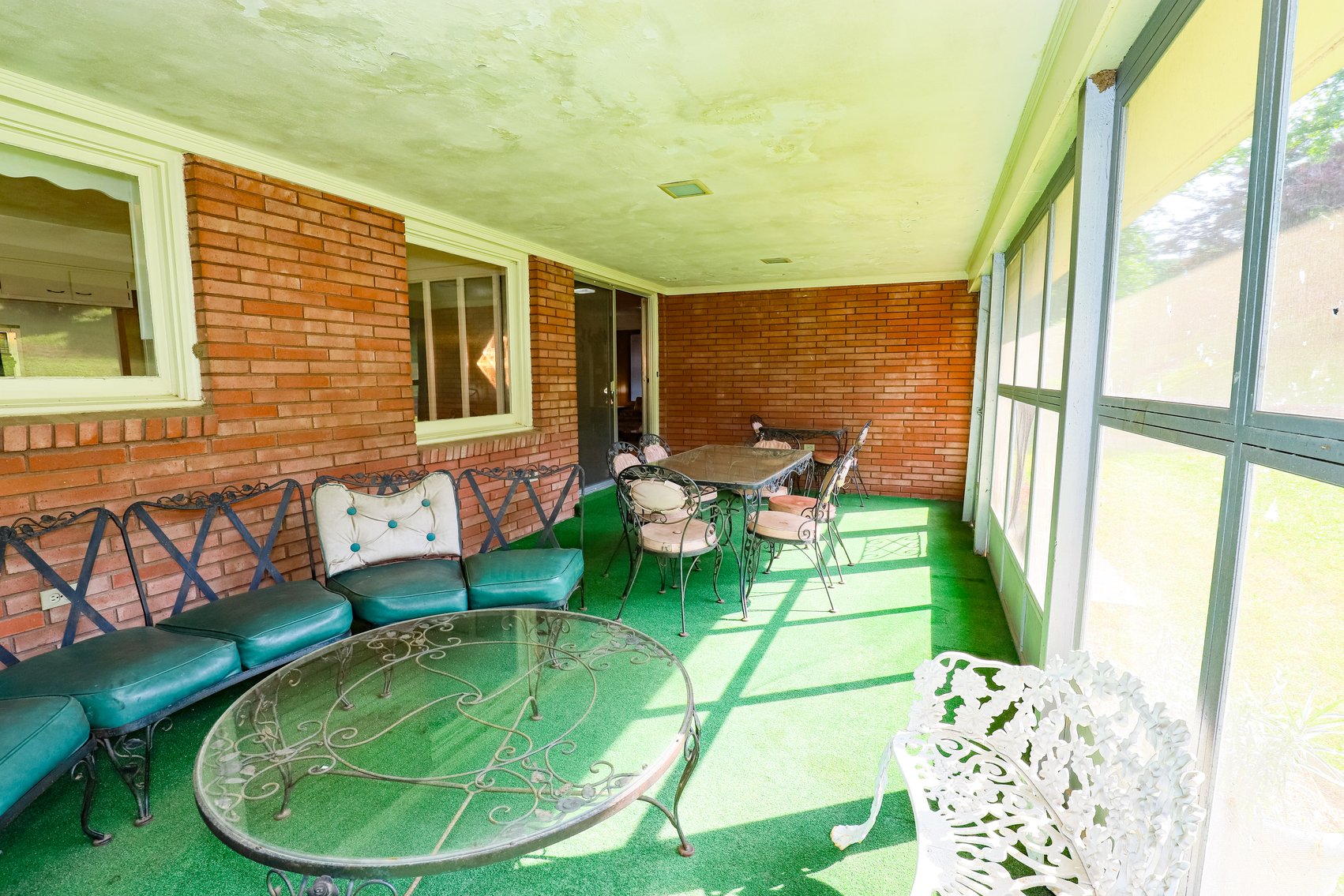 Image for Absolute Real Estate Auction in the Seneca Park area