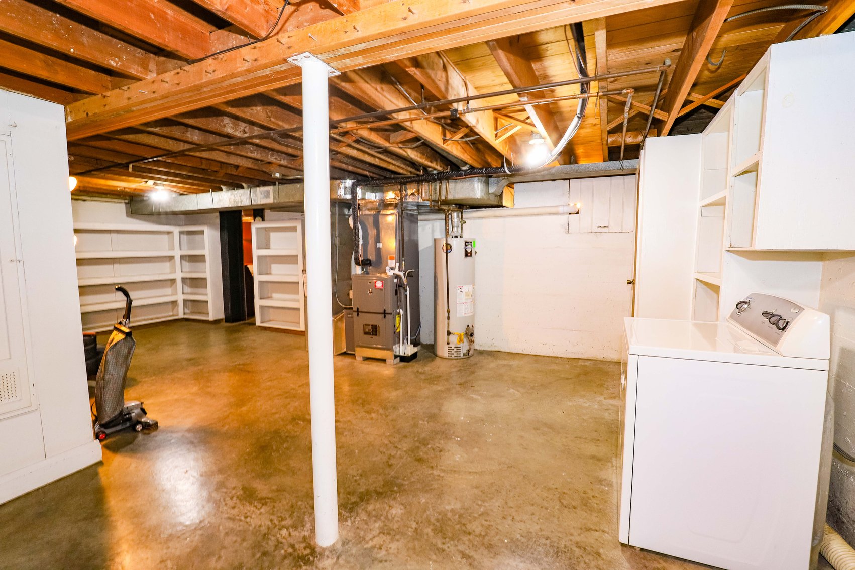 Image for Absolute Real Estate Auction in the Seneca Park area