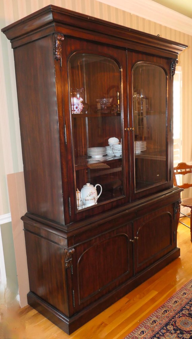 Image for Massive Downsizing Auction in Oxmoor Woods