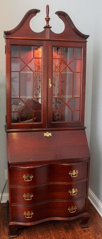 Image for Estate Auction in Crestwood