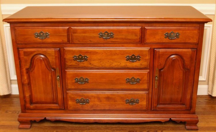 Image for Estate Auction in the City of Hurstbourne