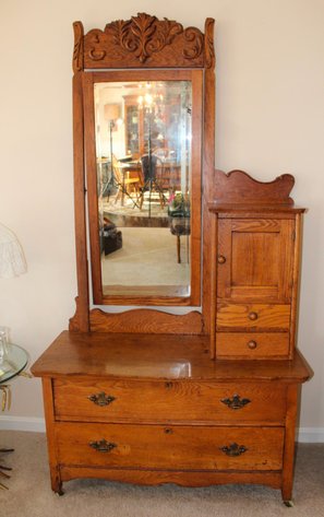 Image for Online Estate Auction in Sellersburg