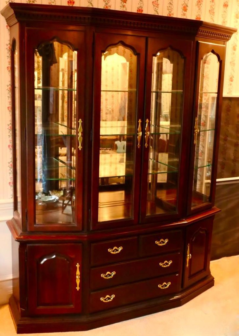 Image for Absolute Auction in Lake Forest- Night One