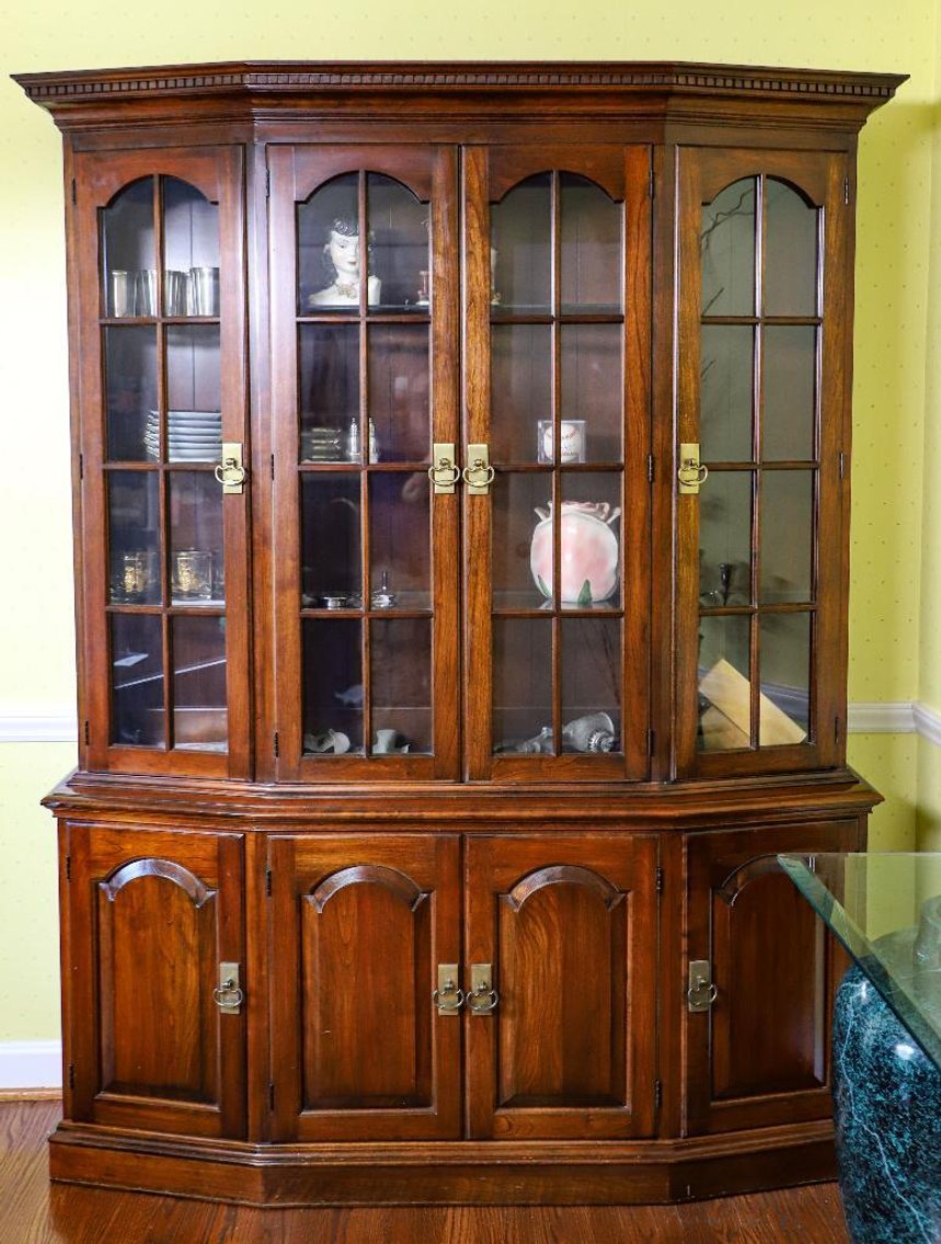 Image for Absolute Downsizing Auction in Windy Hills