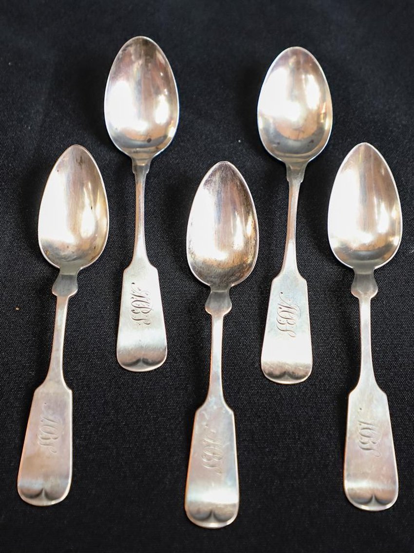 Image for Absolute Downsizing Auction in Springhurst